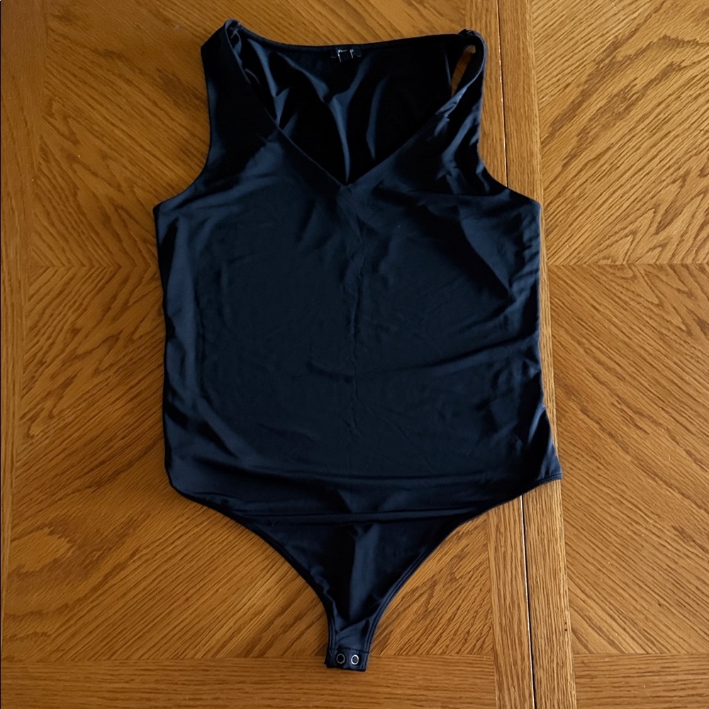 Express Black V-Neck Sleeveless Bodysuit